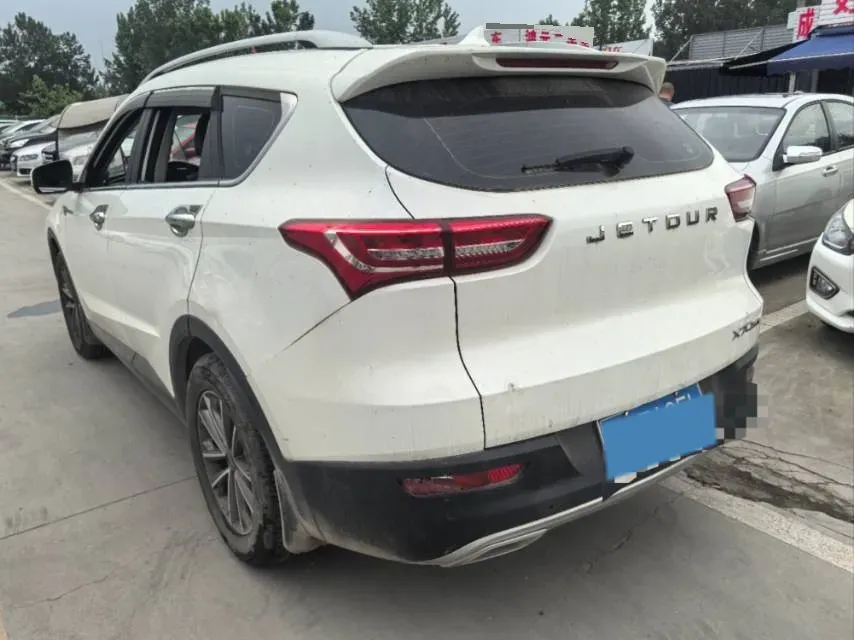 2018 DongFeng Fengon Fengon 580 1.5T 150HP L4 6MT,autocango,china used car exporter,china ev exporter,chinese used car exporter,chinese used ev exporter