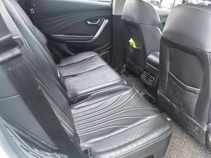 2018 DongFeng Fengon Fengon 580 1.5T 150HP L4 6MT,autocango,china used car exporter,china ev exporter,chinese used car exporter,chinese used ev exporter