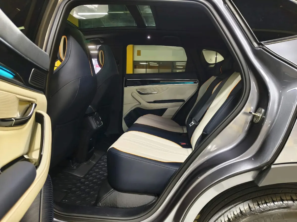 2021 Geely JiaJi 1.5T 177HP L3 7DCT PHEV 11.3KWH,autocango,china used car exporter,china ev exporter,chinese used car exporter,chinese used ev exporter