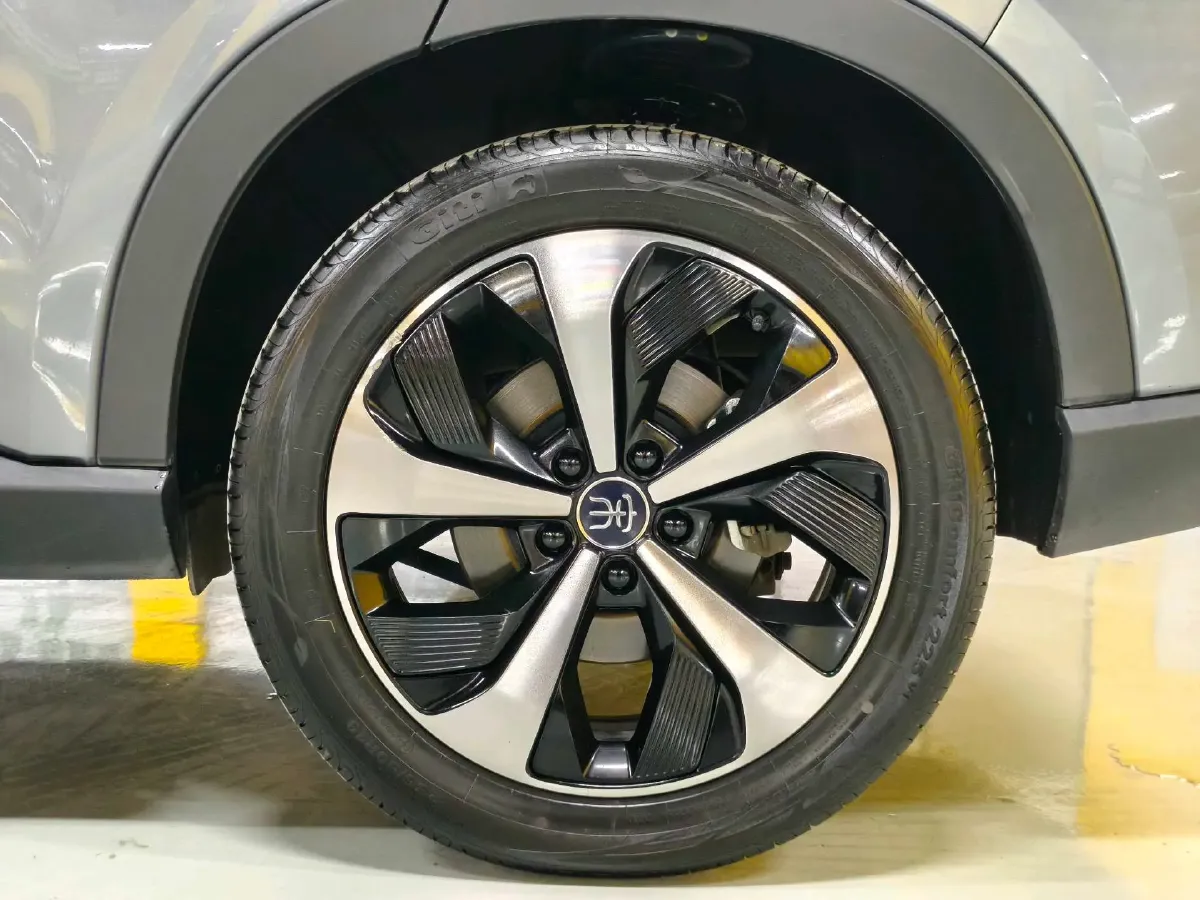 2021 Geely JiaJi 1.5T 177HP L3 7DCT PHEV 11.3KWH,autocango,china used car exporter,china ev exporter,chinese used car exporter,chinese used ev exporter