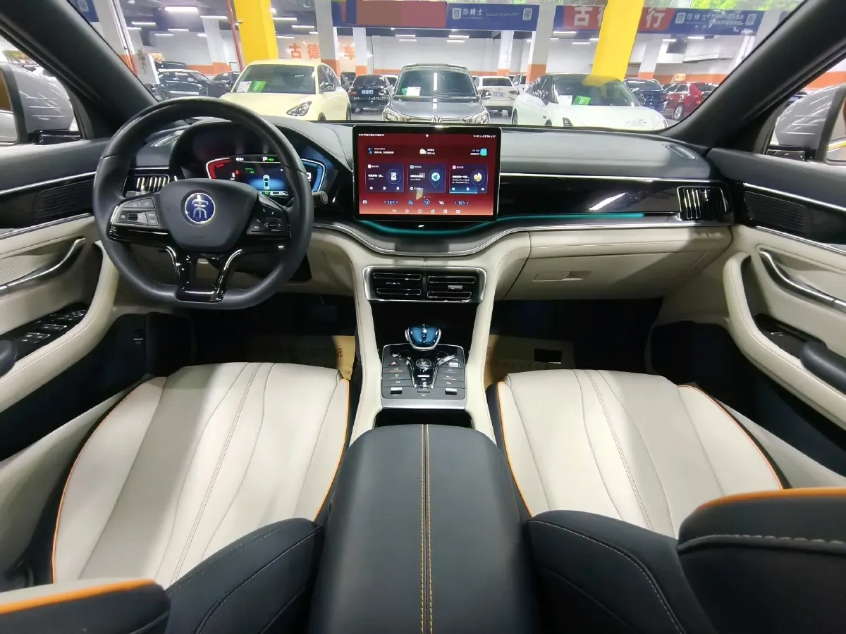 2021 Geely JiaJi 1.5T 177HP L3 7DCT PHEV 11.3KWH,autocango,china used car exporter,china ev exporter,chinese used car exporter,chinese used ev exporter