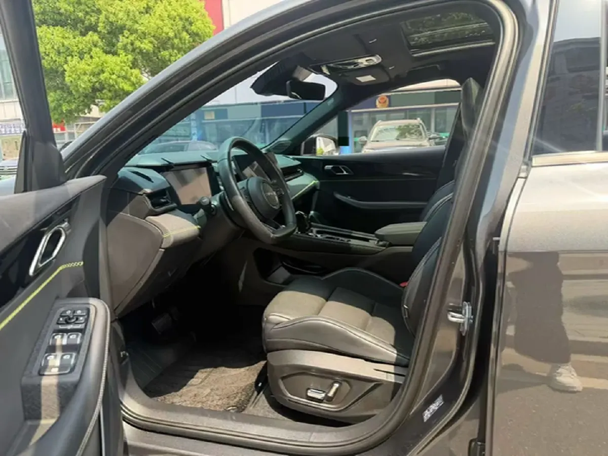 2023 LYNK&CO 03 2.0T 254HP L4 7DCT,autocango,china used car exporter,china ev exporter,chinese used car exporter,chinese used ev exporter