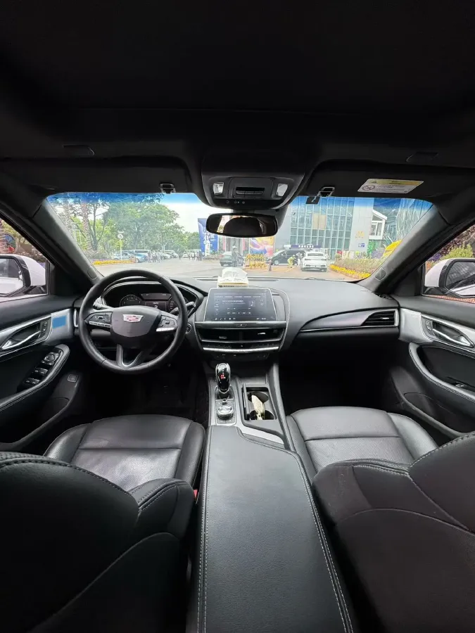 2022 Cadillac CT5 2.0T 237HP L4 10AT,autocango,china used car exporter,china ev exporter,chinese used car exporter,chinese used ev exporter