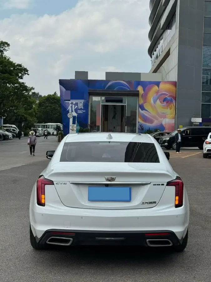 2022 Cadillac CT5 2.0T 237HP L4 10AT,autocango,china used car exporter,china ev exporter,chinese used car exporter,chinese used ev exporter