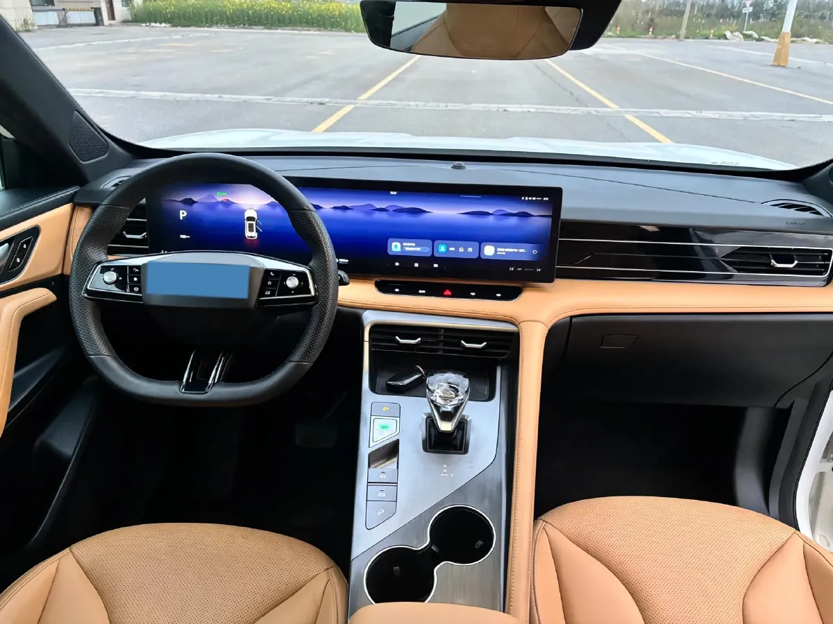 2023 Roewe RX5 1.5T 188HP L4 7DCT,autocango,china used car exporter,china ev exporter,chinese used car exporter,chinese used ev exporter