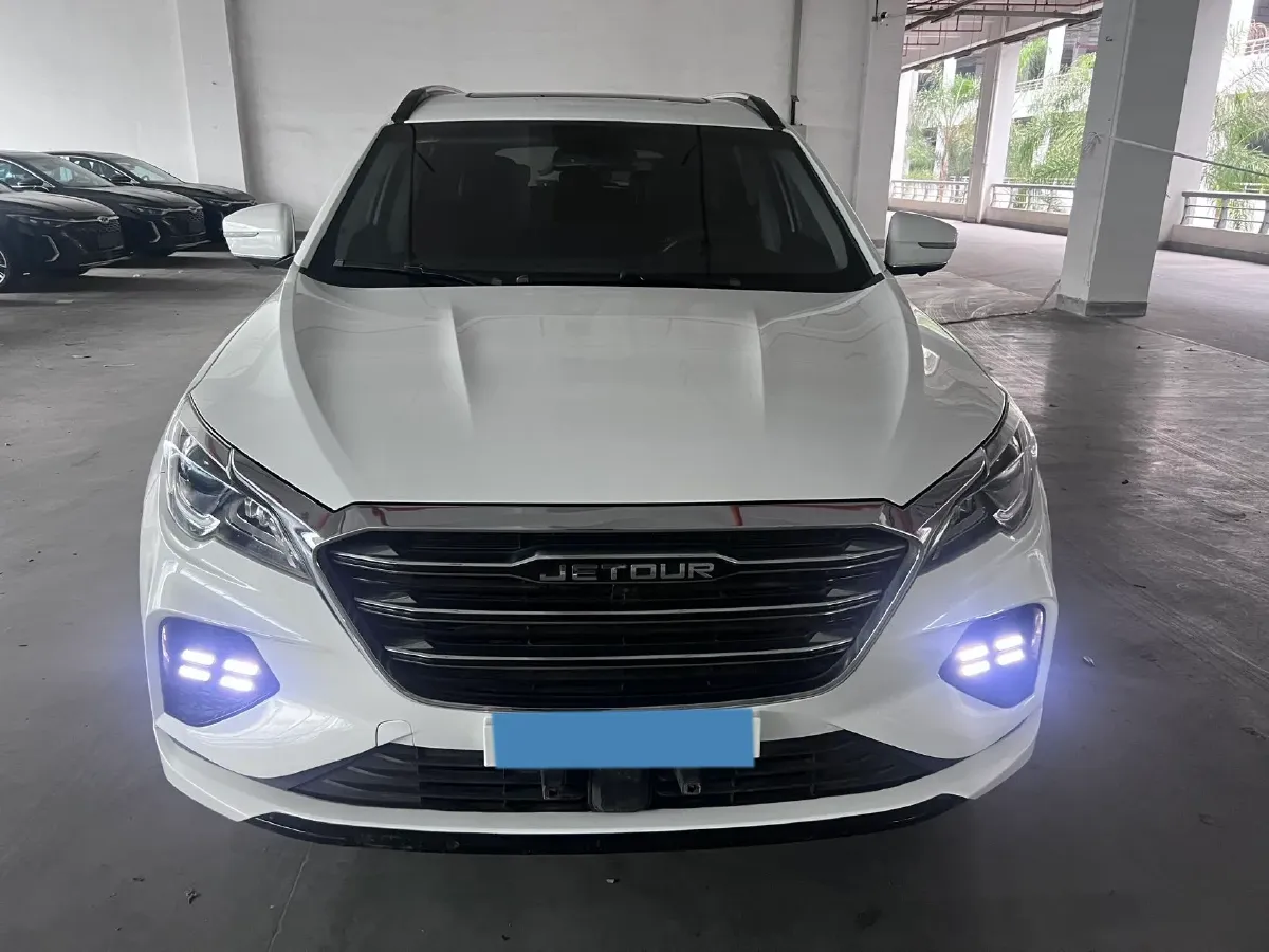 2020 Jetour X70 1.5T 156HP L4 6DCT,autocango,china used car exporter,china ev exporter,chinese used car exporter,chinese used ev exporter