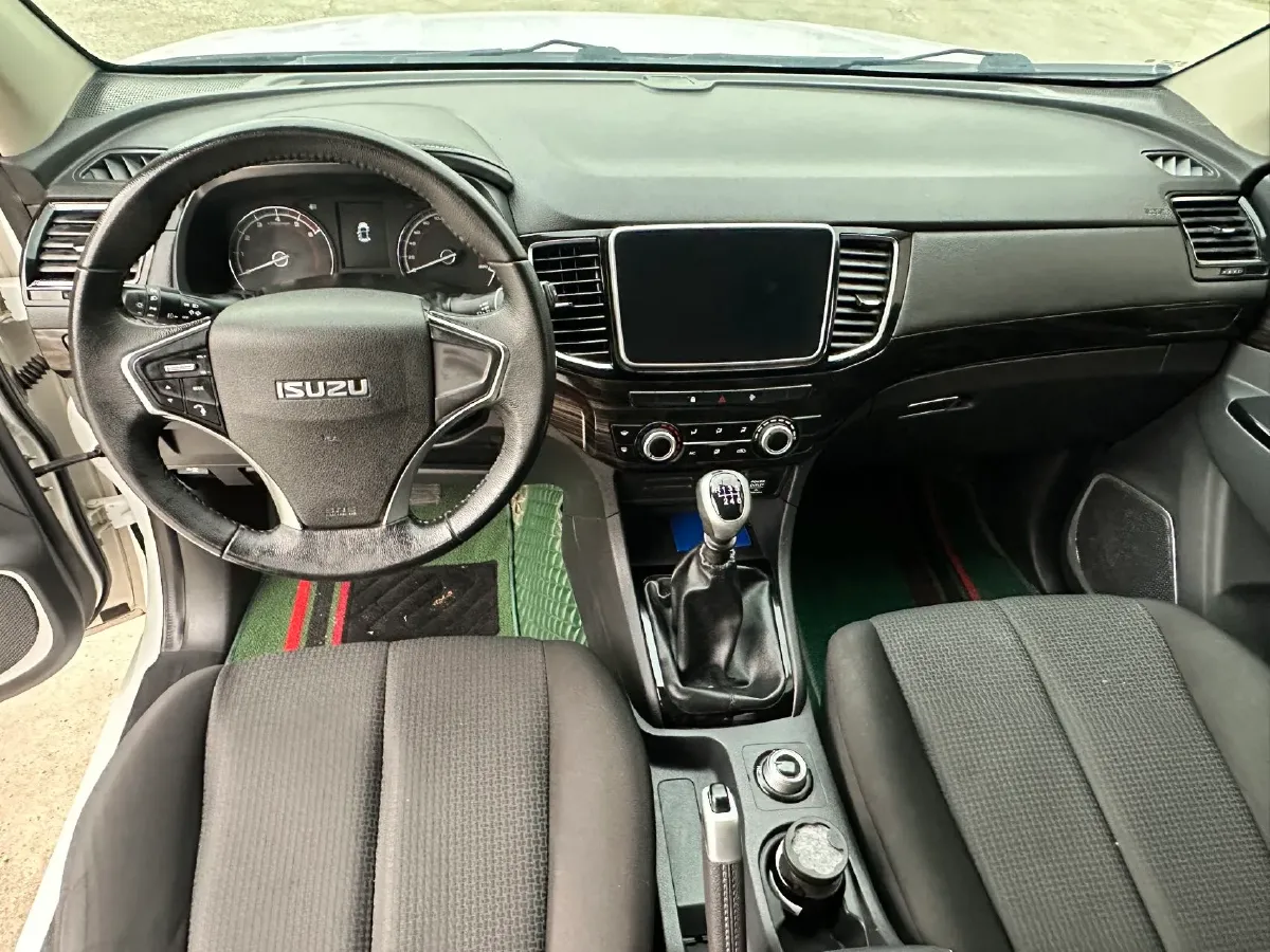 2020 Isuzu LingTuo 2.5T 150HP L4 6AT,autocango,china used car exporter,china ev exporter,chinese used car exporter,chinese used ev exporter