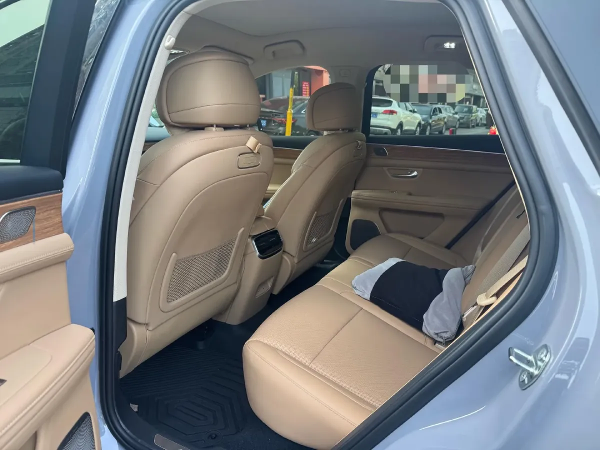 2024 HIMA AITO M5 1.5T 152HP L4 REEV 42KWH,autocango,china used car exporter,china ev exporter,chinese used car exporter,chinese used ev exporter