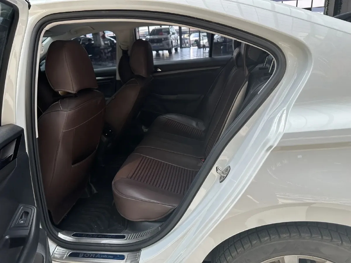 2021 Volkswagen Bora 1.5L 113HP L4 6AT,autocango,china used car exporter,china ev exporter,chinese used car exporter,chinese used ev exporter