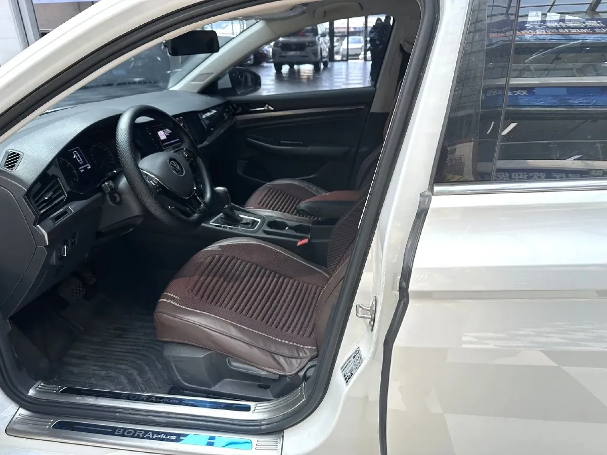 2021 Volkswagen Bora 1.5L 113HP L4 6AT,autocango,china used car exporter,china ev exporter,chinese used car exporter,chinese used ev exporter