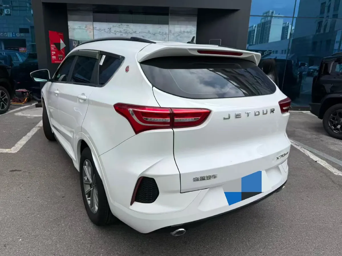 2022 Jetour X70M 1.5T 156HP L4 6MT,autocango,china used car exporter,china ev exporter,chinese used car exporter,chinese used ev exporter