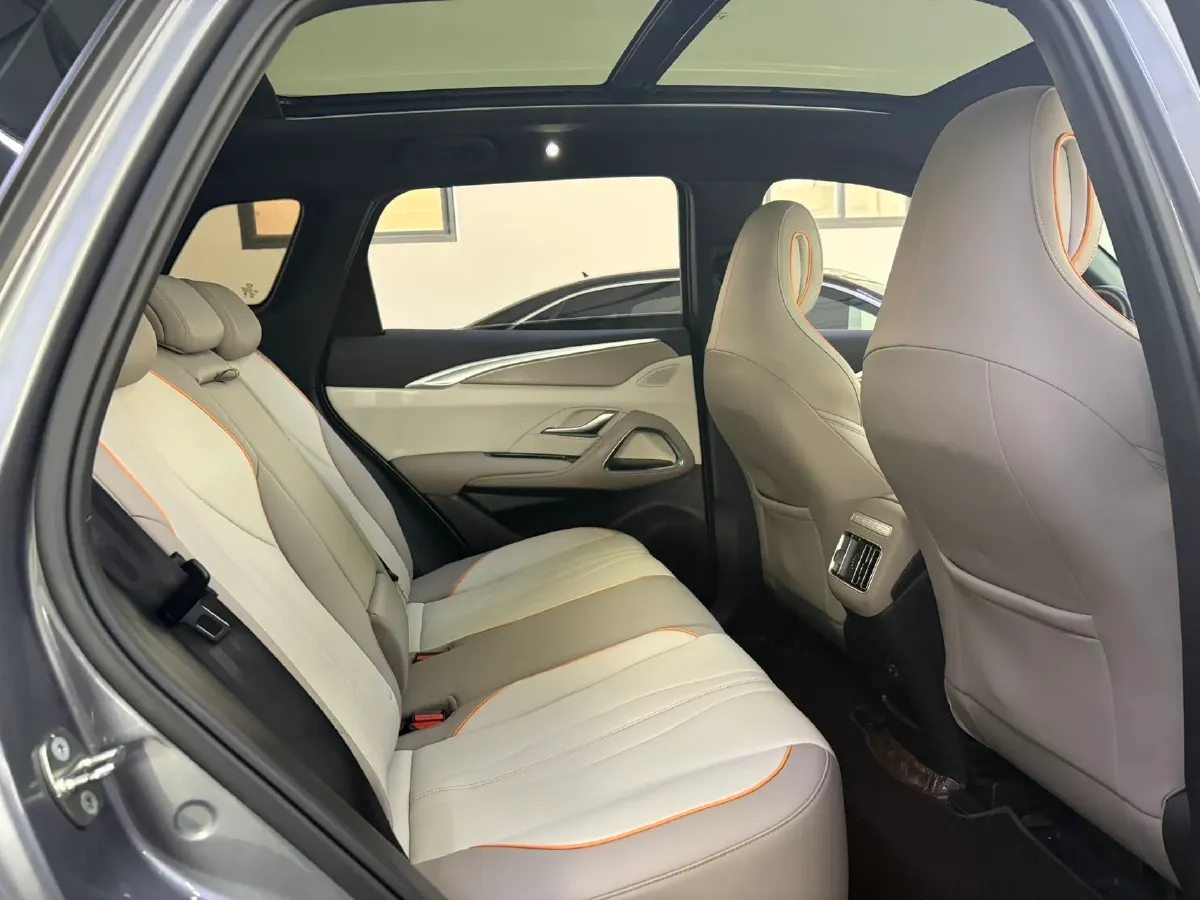 2024 BYD Song Pro 1.5L 110HP L4 E-CVT PHEV 12.9KWH,autocango,china used car exporter,china ev exporter,chinese used car exporter,chinese used ev exporter