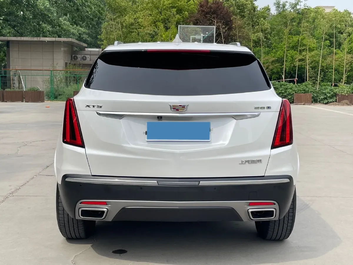 2023 Cadillac XT5 2.0T 237HP L4 9AT,autocango,china used car exporter,china ev exporter,chinese used car exporter,chinese used ev exporter