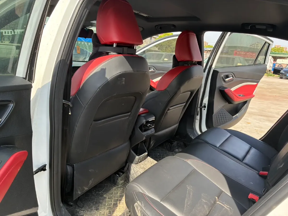 2022 MG 5 1.5L 120HP L4 CVT,autocango,china used car exporter,china ev exporter,chinese used car exporter,chinese used ev exporter