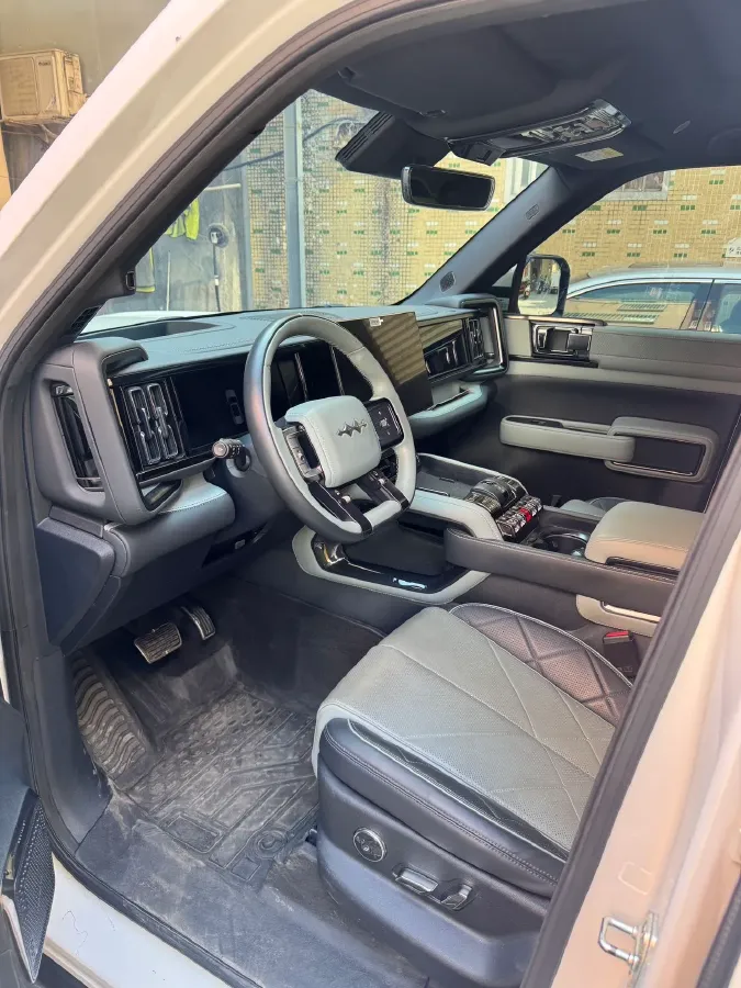 2023 FangChengBao Bao 5 1.5T 194HP L4 E-CVT PHEV 31.8KWH,autocango,china used car exporter,china ev exporter,chinese used car exporter,chinese used ev exporter