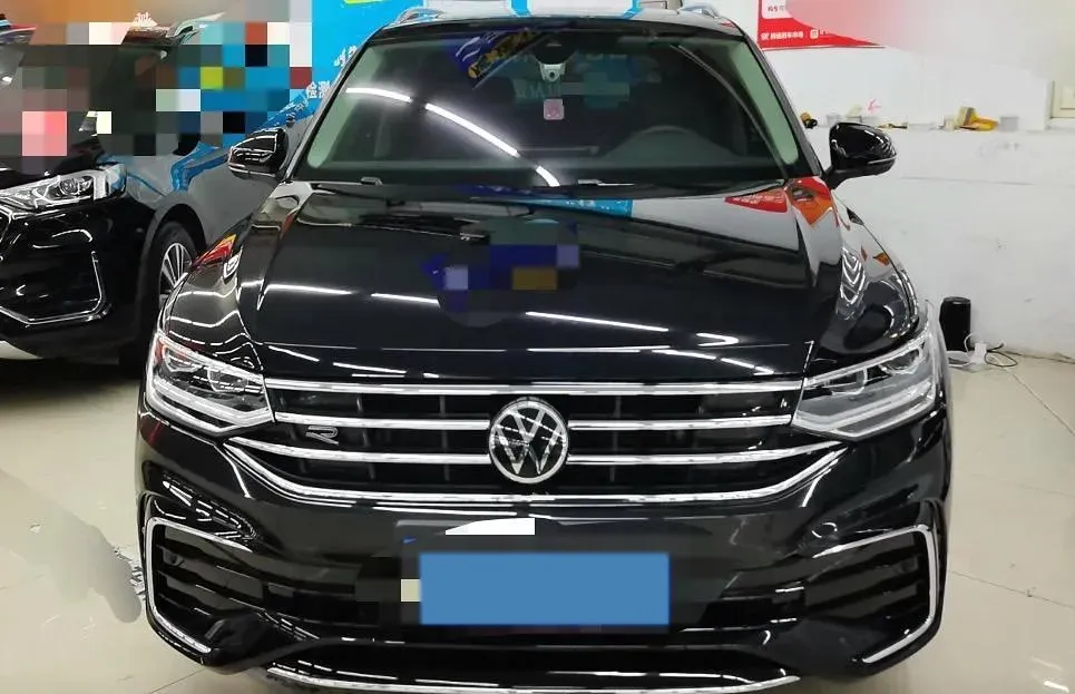 2024 Volkswagen Tiguan L 2.0T 186HP L4 7DCT,autocango,china used car exporter,china ev exporter,chinese used car exporter,chinese used ev exporter