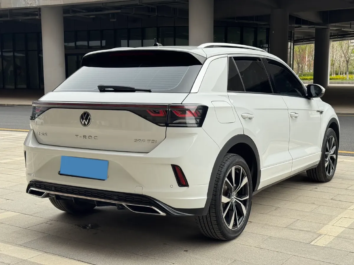 2023 Volkswagen T-Roc 1.5T 160HP L4 7DCT,autocango,china used car exporter,china ev exporter,chinese used car exporter,chinese used ev exporter