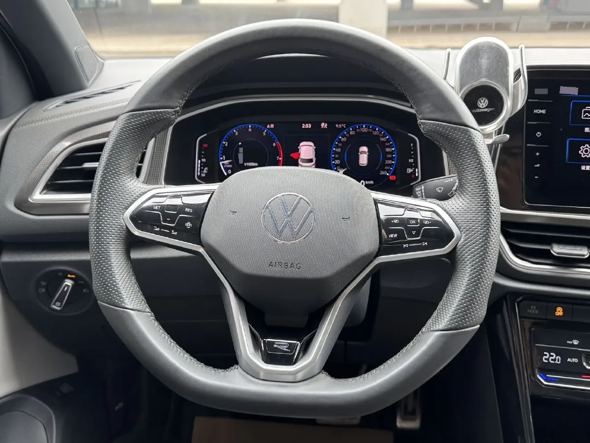 2023 Volkswagen T-Roc 1.5T 160HP L4 7DCT,autocango,china used car exporter,china ev exporter,chinese used car exporter,chinese used ev exporter