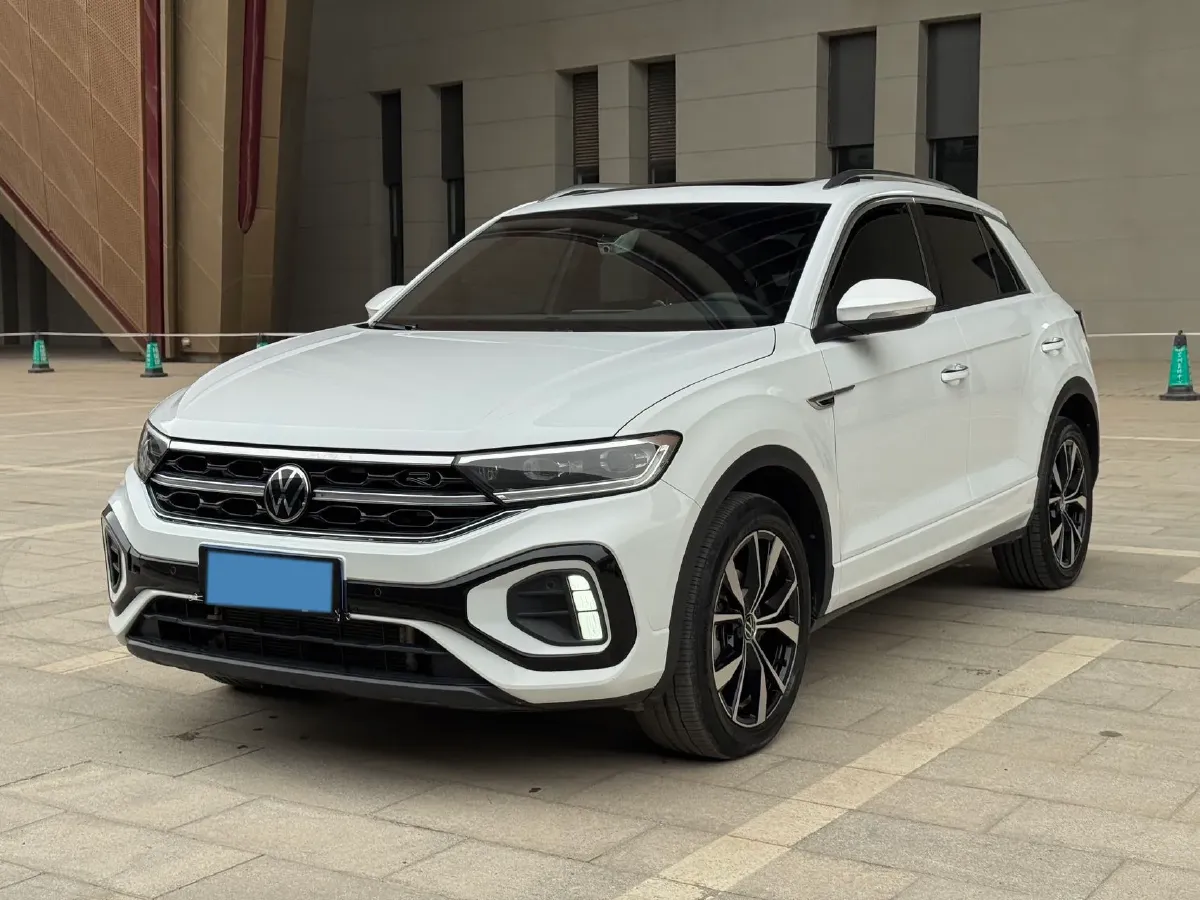 2023 Volkswagen T-Roc 1.5T 160HP L4 7DCT,autocango,china used car exporter,china ev exporter,chinese used car exporter,chinese used ev exporter