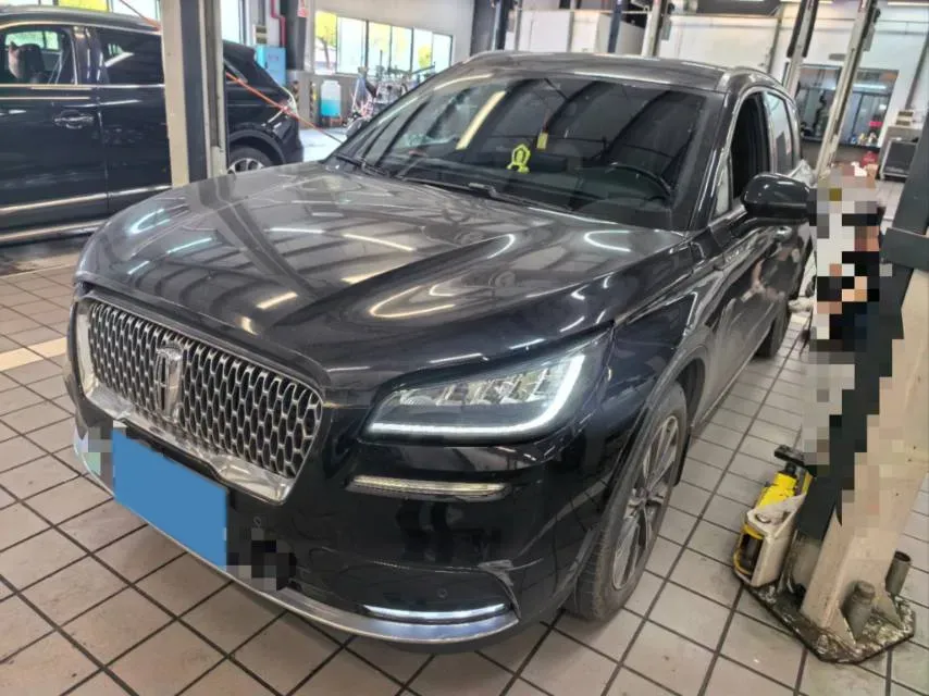 2022 Lincoln Corsair 2.0T 245HP L4 8AT,autocango,china used car exporter,china ev exporter,chinese used car exporter,chinese used ev exporter