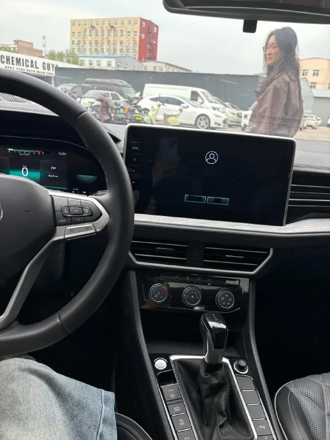 2023 Volkswagen Sagitar 1.5T 160HP L4 7DCT,autocango,china used car exporter,china ev exporter,chinese used car exporter,chinese used ev exporter