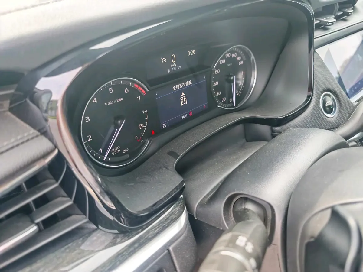 2021 Cadillac XT5 2.0T 237HP L4 9AT,autocango,china used car exporter,china ev exporter,chinese used car exporter,chinese used ev exporter