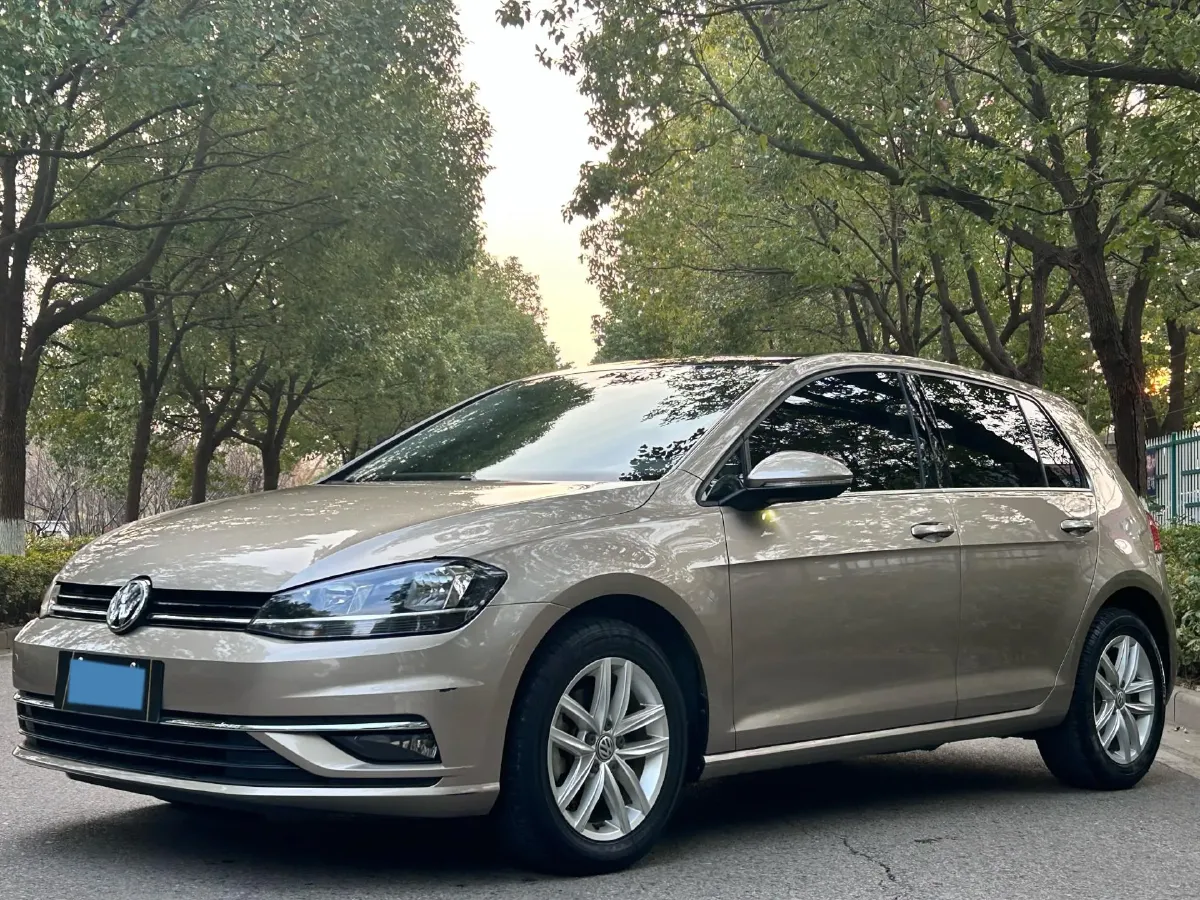2019 Volkswagen Golf 1.2T 116HP L4 7DCT,autocango,china used car exporter,china ev exporter,chinese used car exporter,chinese used ev exporter