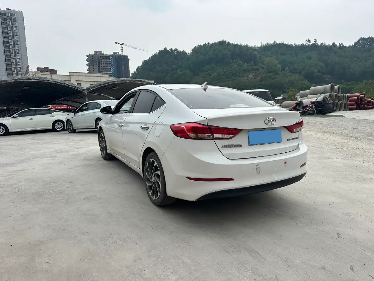 2020 Hyundai Elantra 1.5L 115HP L4 CVT,autocango,china used car exporter,china ev exporter,chinese used car exporter,chinese used ev exporter