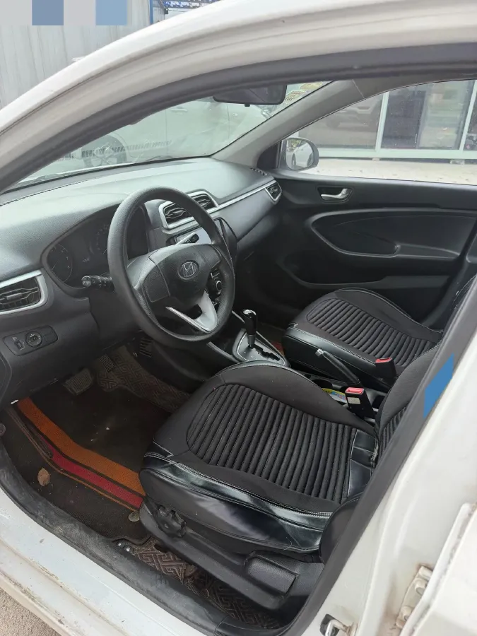 2017 Hyundai Reina 1.4L 95HP L4 4AT,autocango,china used car exporter,china ev exporter,chinese used car exporter,chinese used ev exporter