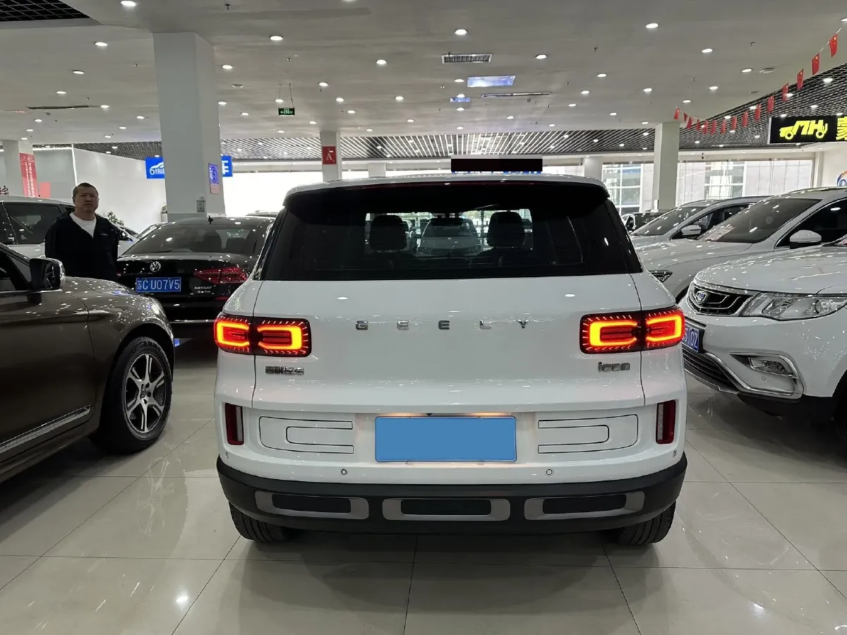 2020 Geely ICON 1.5T 177HP L3 7DCT,autocango,china used car exporter,china ev exporter,chinese used car exporter,chinese used ev exporter