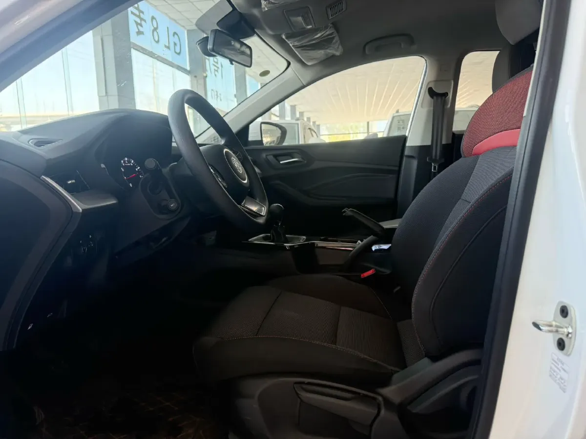 2023 MG 5 1.5L 129HP L4 5MT,autocango,china used car exporter,china ev exporter,chinese used car exporter,chinese used ev exporter