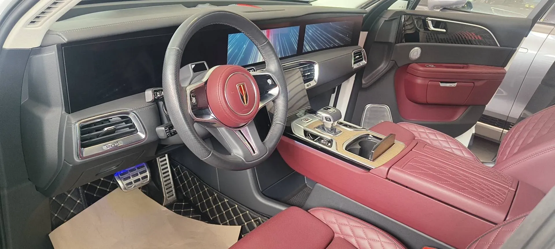 2022 HongQi E-HS9 BEV 120KWH,autocango,china used car exporter,china ev exporter,chinese used car exporter,chinese used ev exporter