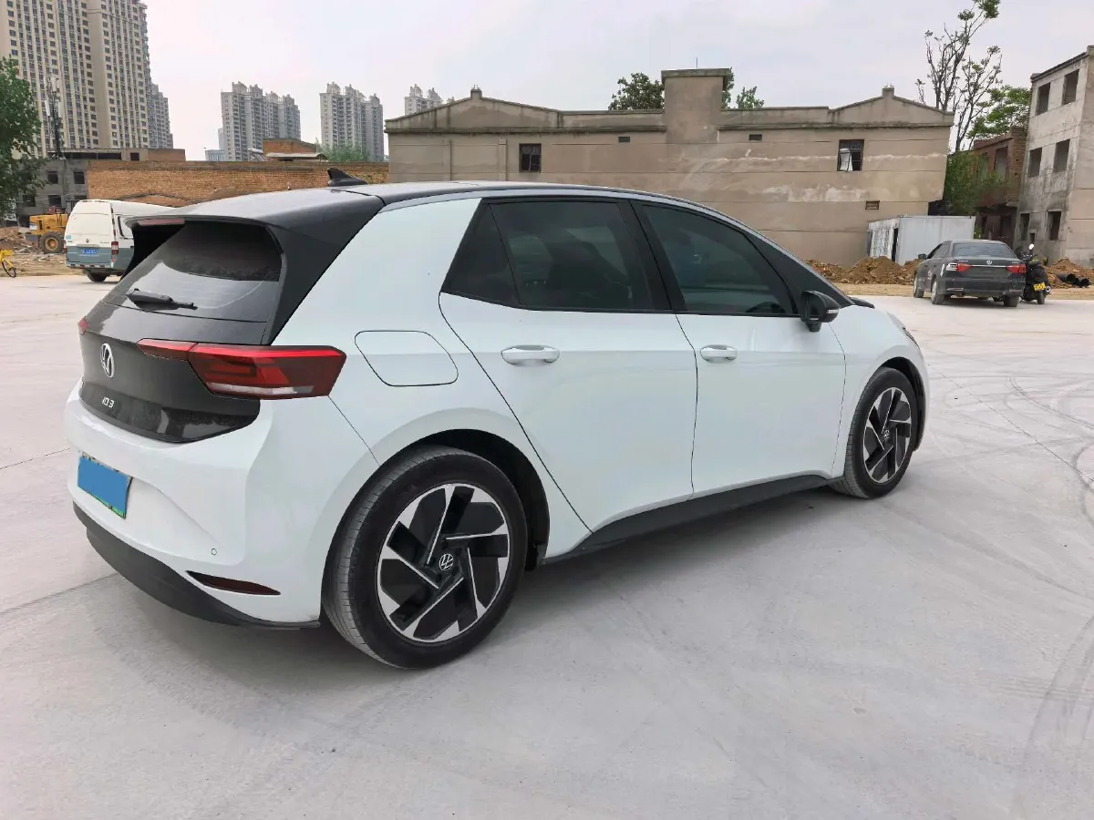 2024 Volkswagen ID.3 BEV 52.8KWH,autocango,china used car exporter,china ev exporter,chinese used car exporter,chinese used ev exporter