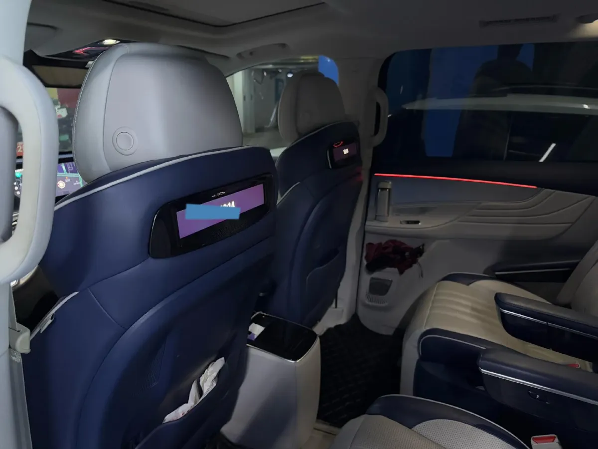 2021 Roewe iMAX8 2.0T 234HP L4 8AT,autocango,china used car exporter,china ev exporter,chinese used car exporter,chinese used ev exporter