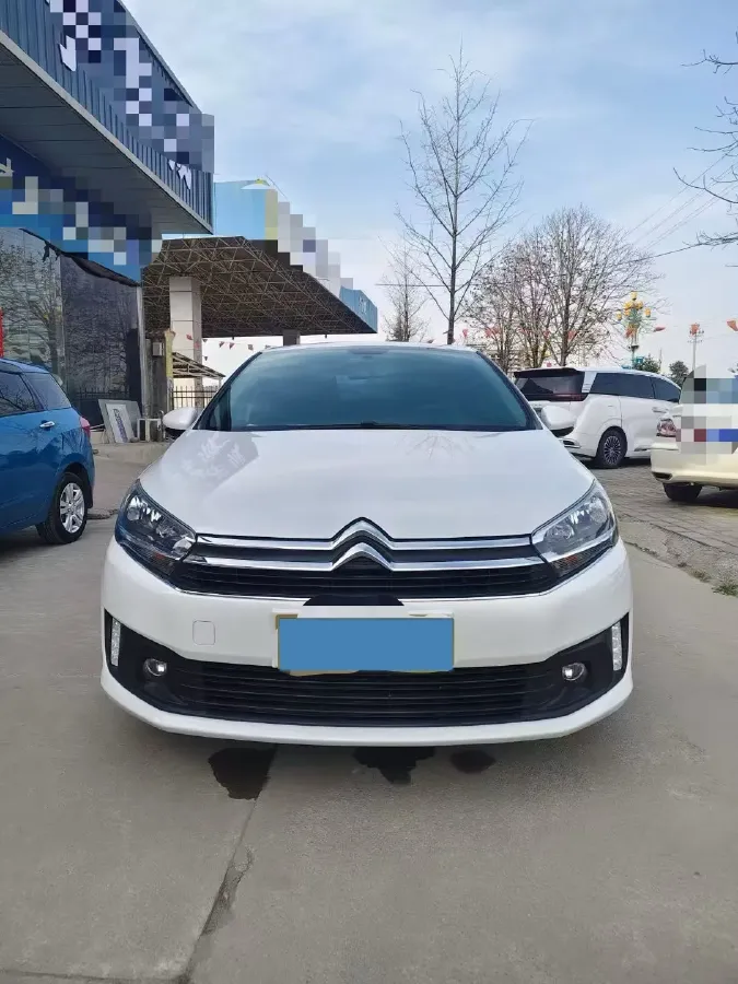2018 Citroen C4 C-Quatre 1.6L 117HP L4 5MT,autocango,china used car exporter,china ev exporter,chinese used car exporter,chinese used ev exporter