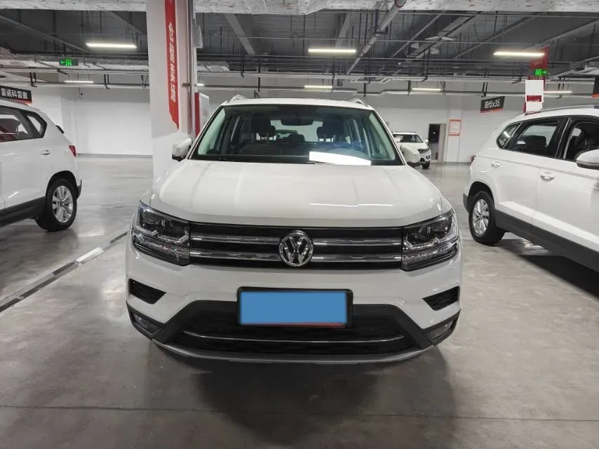 2019 Jeep Compass 1.3T 173HP L4 9AT,autocango,china used car exporter,china ev exporter,chinese used car exporter,chinese used ev exporter