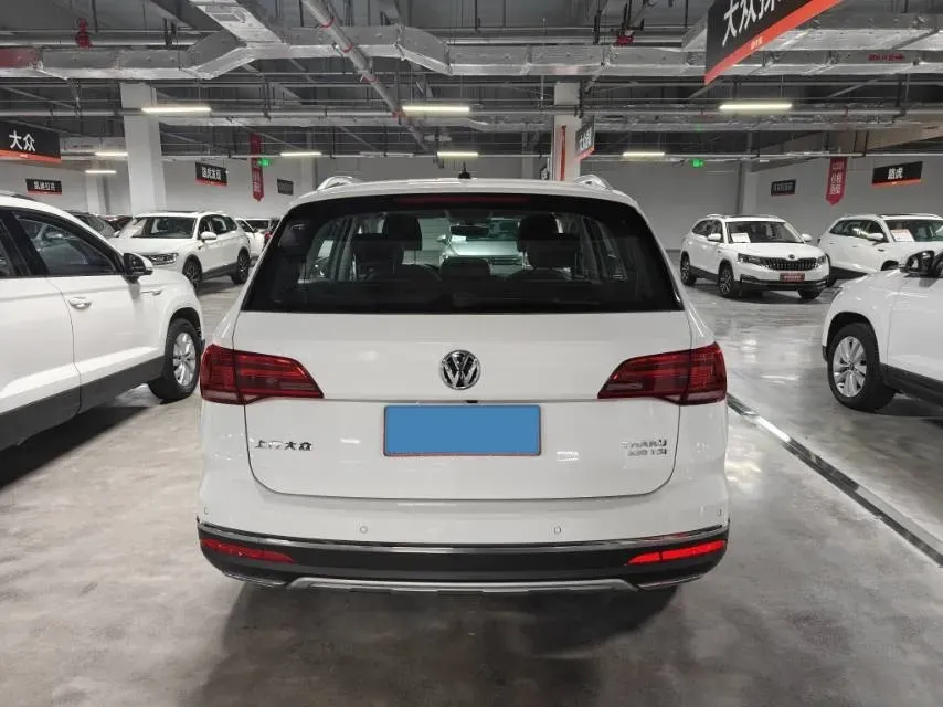 2019 Jeep Compass 1.3T 173HP L4 9AT,autocango,china used car exporter,china ev exporter,chinese used car exporter,chinese used ev exporter