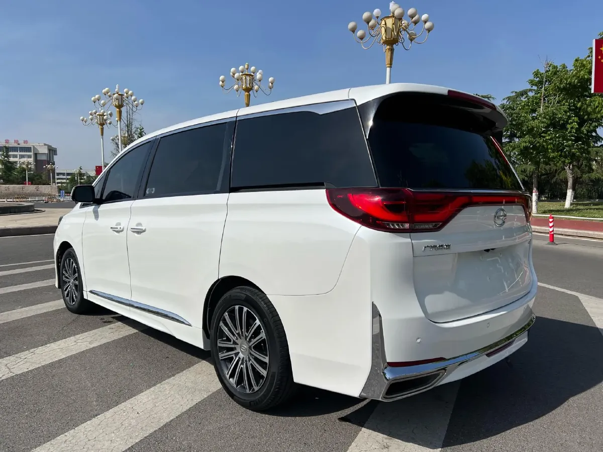 2021 GAC Trumpchi M8 2.0T 252HP L4 8AT,autocango,china used car exporter,china ev exporter,chinese used car exporter,chinese used ev exporter