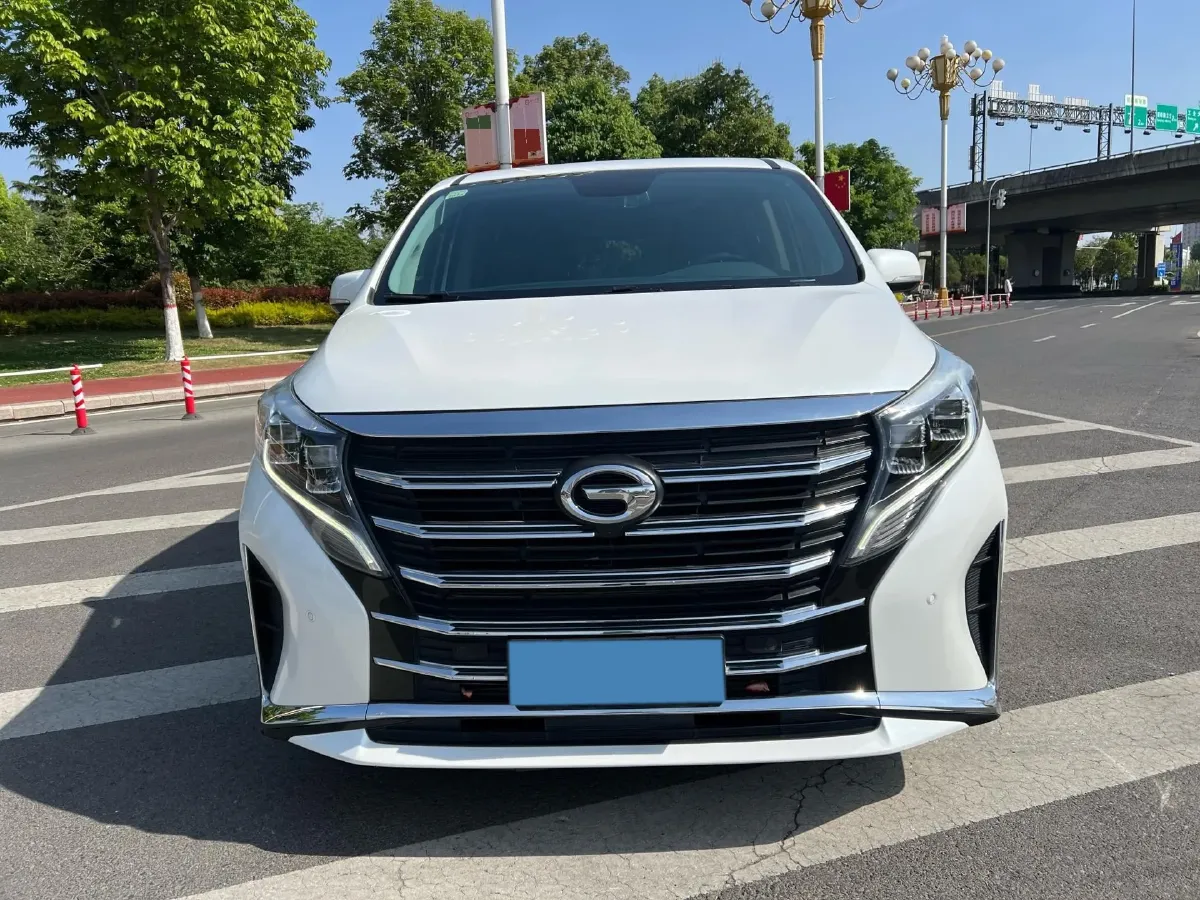 2021 GAC Trumpchi M8 2.0T 252HP L4 8AT,autocango,china used car exporter,china ev exporter,chinese used car exporter,chinese used ev exporter