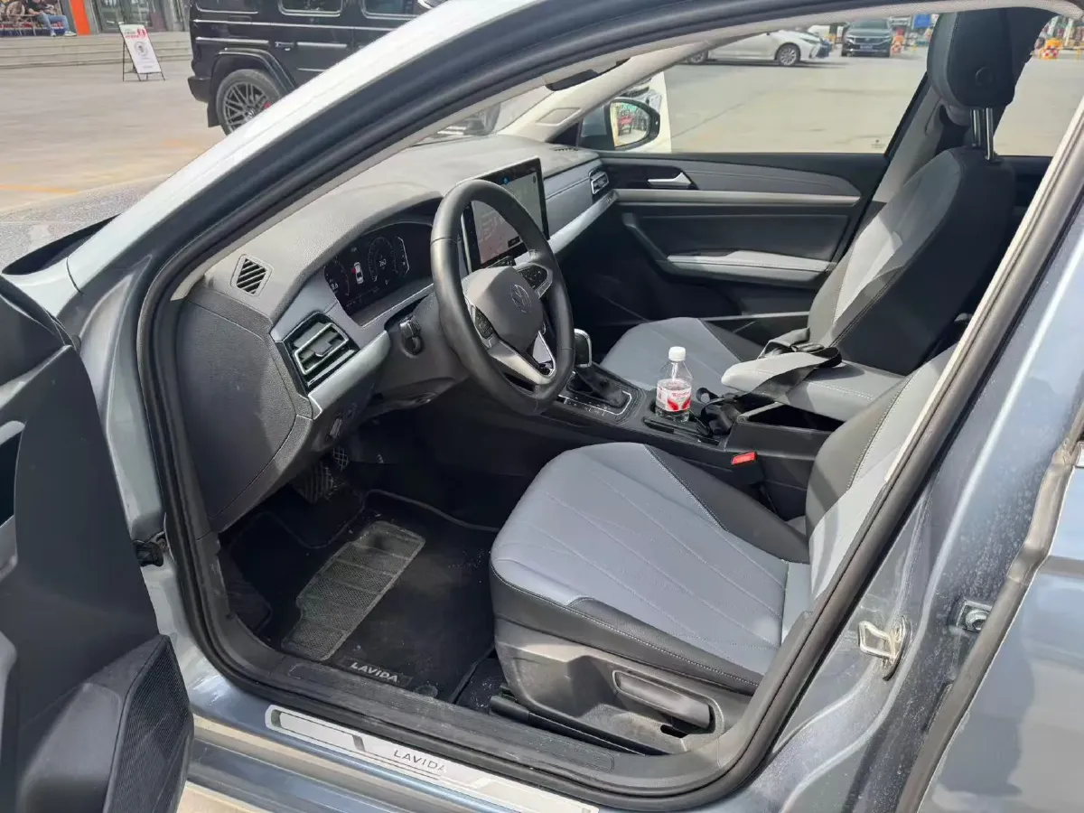 2023 Volkswagen Lavida 1.5L 110HP L4 6AT,autocango,china used car exporter,china ev exporter,chinese used car exporter,chinese used ev exporter