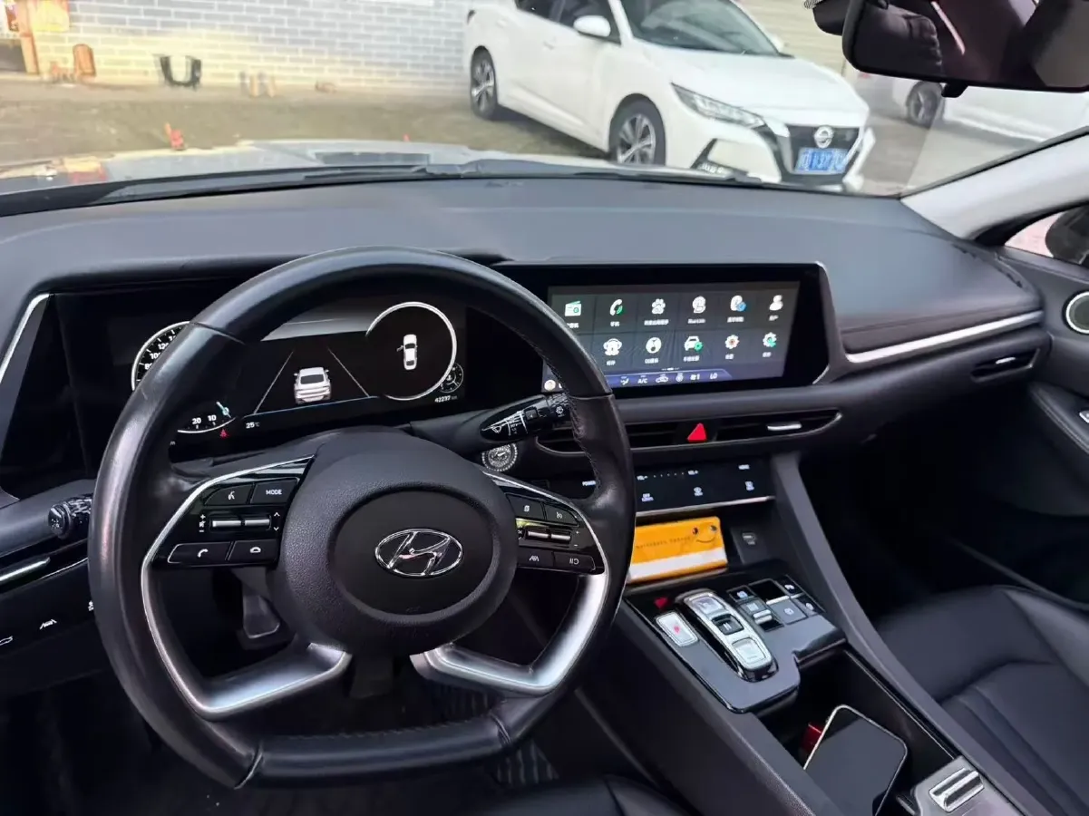 2020 Hyundai Sonata 1.5T 170HP L4 7DCT,autocango,china used car exporter,china ev exporter,chinese used car exporter,chinese used ev exporter