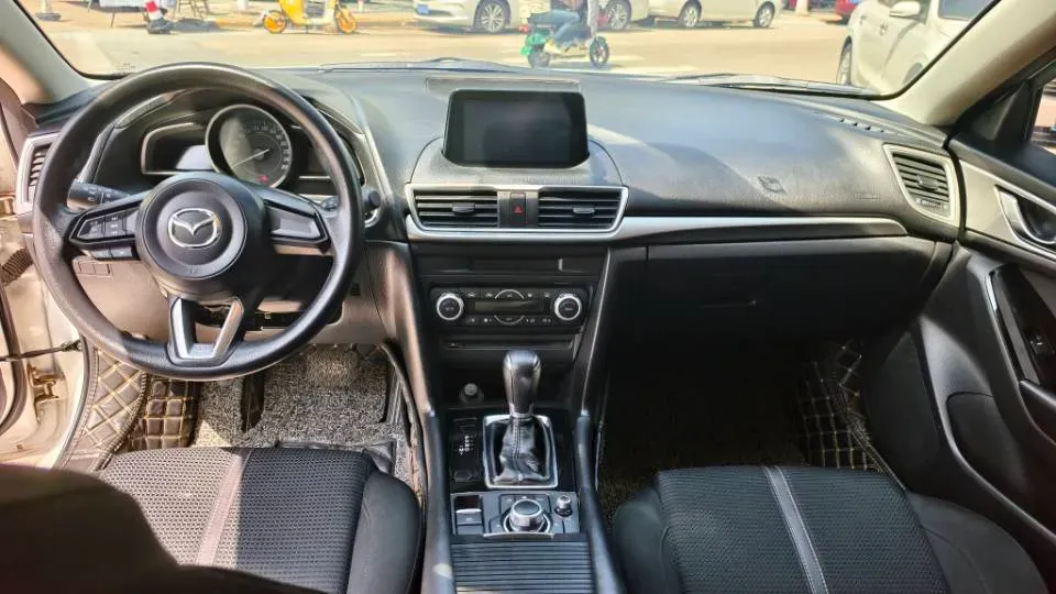 2017 Mazda 3 Axela 1.5L 117HP L4 6AT,autocango,china used car exporter,china ev exporter,chinese used car exporter,chinese used ev exporter