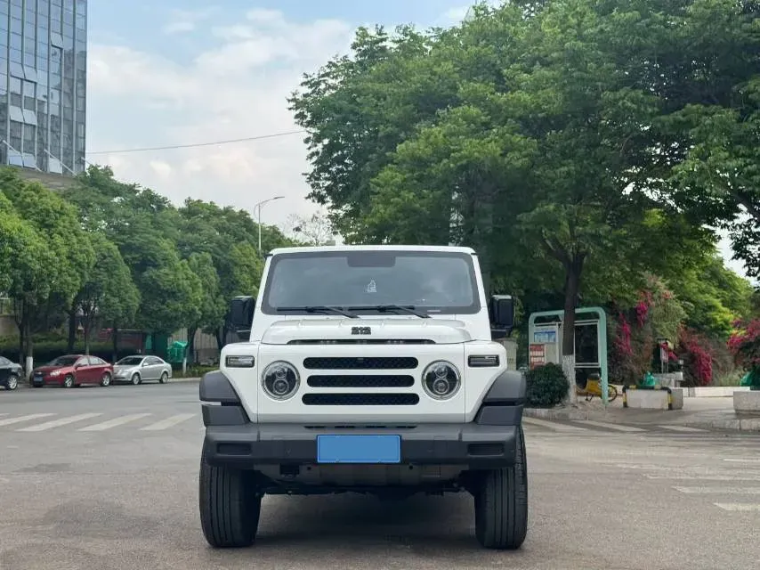 2025 212 212 T01 2.0T 252HP L4 8AT,autocango,china used car exporter,china ev exporter,chinese used car exporter,chinese used ev exporter