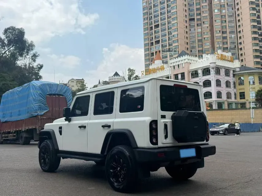 2025 212 212 T01 2.0T 252HP L4 8AT,autocango,china used car exporter,china ev exporter,chinese used car exporter,chinese used ev exporter