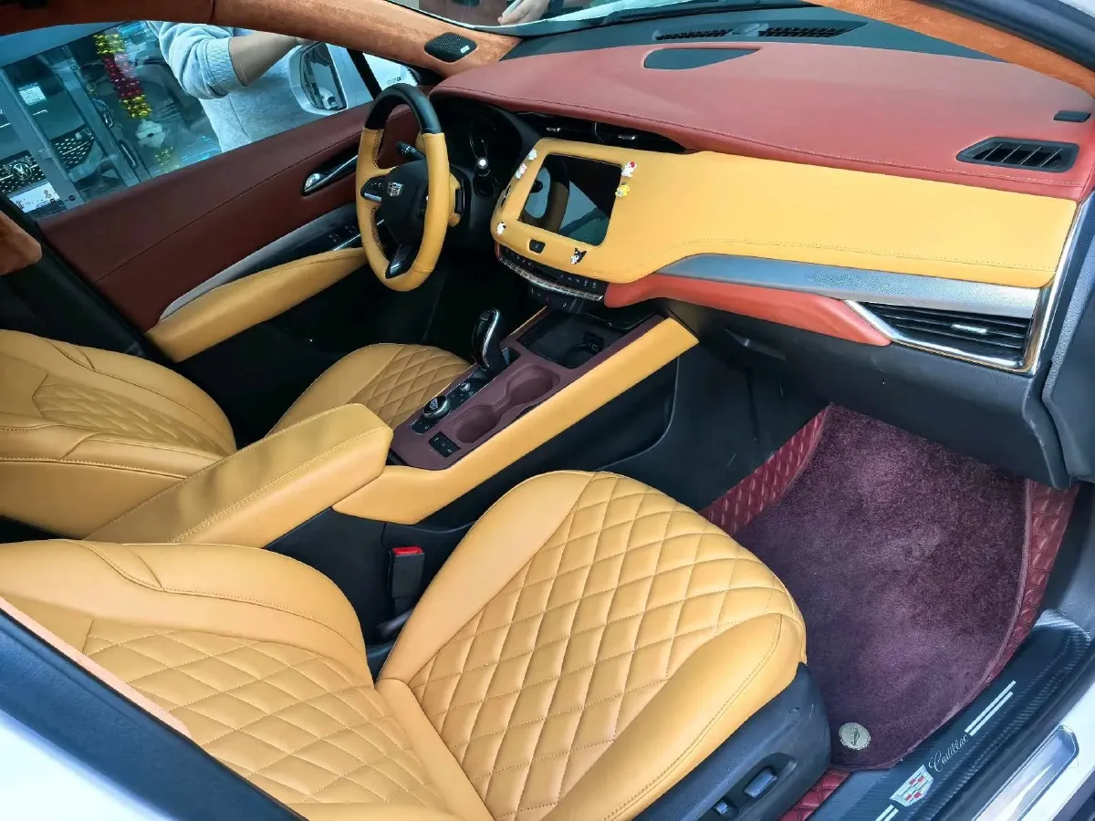 2021 Cadillac XT4 2.0T 237HP L4 9AT,autocango,china used car exporter,china ev exporter,chinese used car exporter,chinese used ev exporter