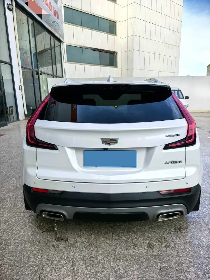 2021 Cadillac XT4 2.0T 237HP L4 9AT,autocango,china used car exporter,china ev exporter,chinese used car exporter,chinese used ev exporter
