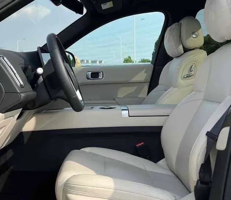 2023 Li L7 Range Extended 154HP REEV 40.9KWH,autocango,china used car exporter,china ev exporter,chinese used car exporter,chinese used ev exporter