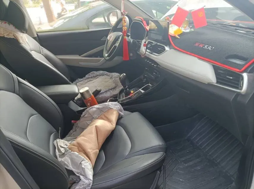 2018 BaoJun 530 1.5T 150HP L4 6MT,autocango,china used car exporter,china ev exporter,chinese used car exporter,chinese used ev exporter