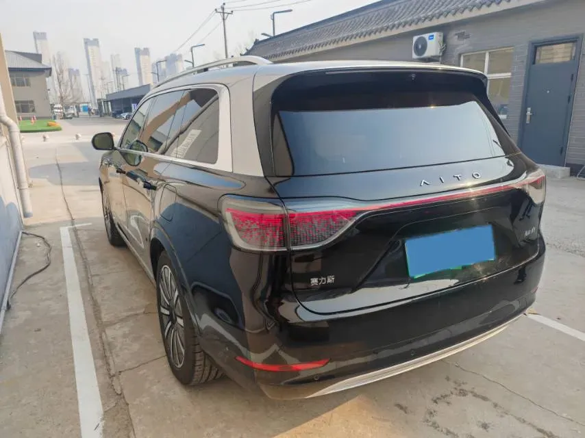 2024 AITO AITO M9 1.5T 152HP L4 REEV 42KWH,autocango,china used car exporter,china ev exporter,chinese used car exporter,chinese used ev exporter