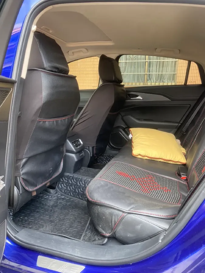 2022 HongQi H5 1.8T 197HP L4 6AT,autocango,china used car exporter,china ev exporter,chinese used car exporter,chinese used ev exporter